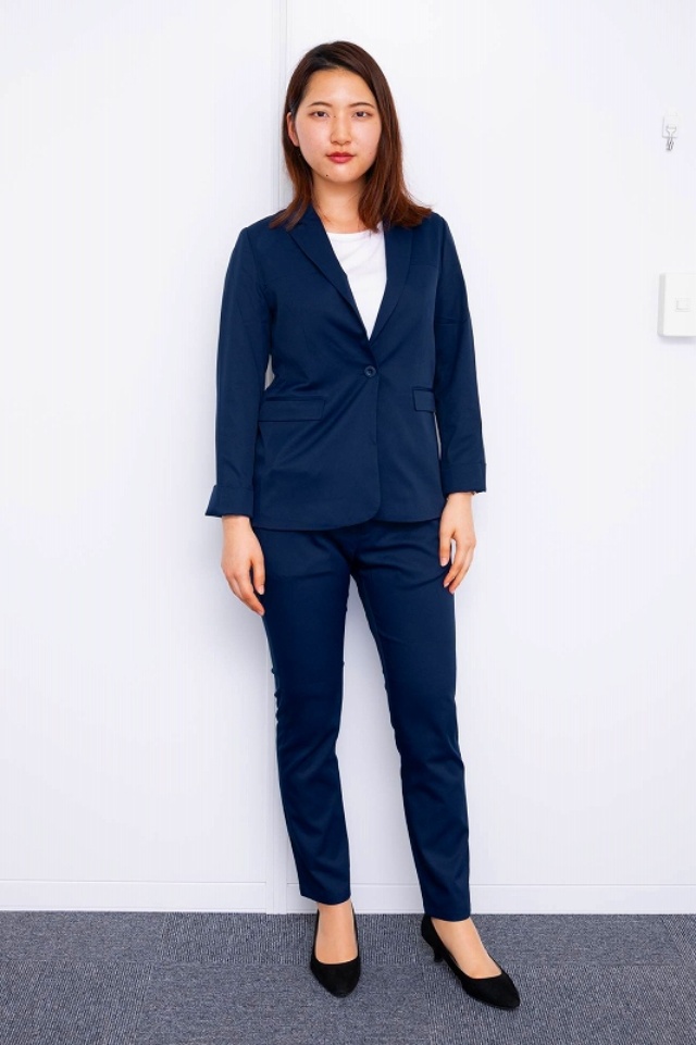 Tシャツ感覚で毎日洗える スーツ型作業着がバカ売れ 日経クロストレンド Tシャツ感覚で毎日洗える スーツ型作業着がバカ売れ 日経クロストレンド