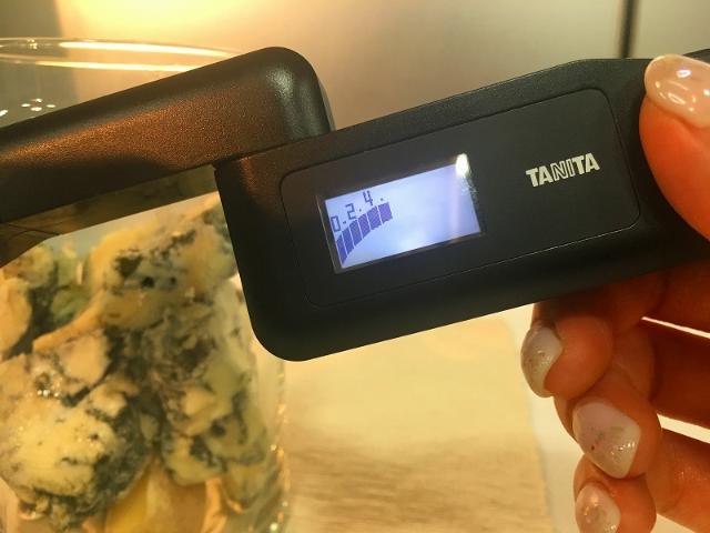 タニタが 持ち歩ける体臭測定器 女性もターゲット 日経クロストレンド タニタが 持ち歩ける体臭測定器 女性もターゲット 日経クロストレンド