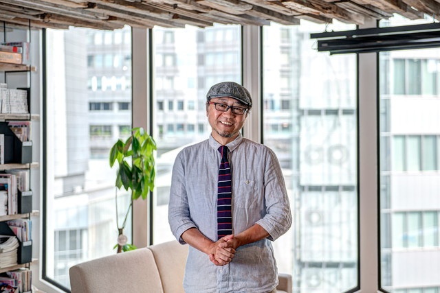 「子どもにパソコンを与えるときは、ネットへの出入り口だけは親がしっかり管理したほうがいいでしょうね。わが家ではWi-fiを大人用と子ども用に分け、子ども用にはフィルタリングを掛けています。また、子どものパソコンのブラウザ履歴を時々チェックして、何に興味を示しているのかをやんわりと把握しています」