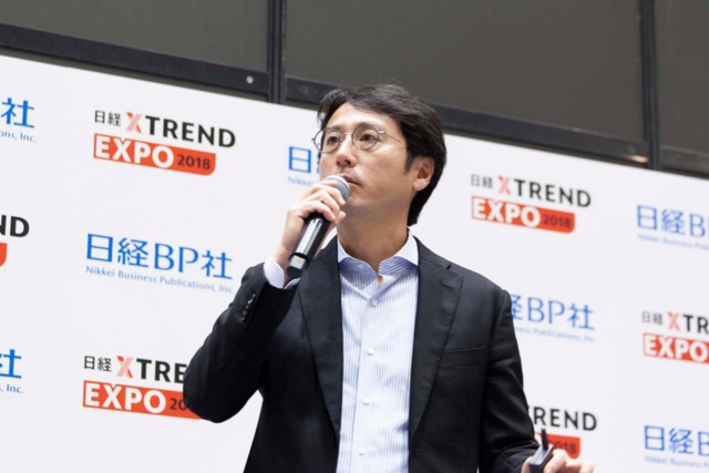 ソニーネットワークコミュニケーションズのIoT事業部門 副部門長 栗原理(たかし)氏は、Alexaと連携するスマートホームサービス「MANOMA」を紹介
