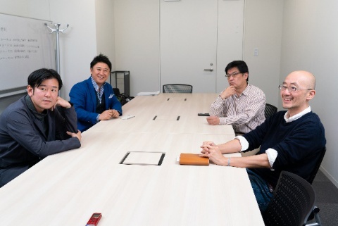 技のヒット甲子園のブラッシュアップ会議のあとに行われた専門委員による座談会。左から山田氏、中村氏、泉氏、鈴木氏
