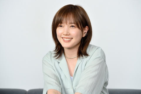 本田 翼 氏 1992年東京都生まれ。中学時代にモデルとしてデビュー以降、数々の映画やドラマへ出演。自他ともに認めるゲーム好きで、YouTube「ほんだのばいく」でゲーム実況も配信。現在、日本マイクロソフトとともにゲーム開発を進行中