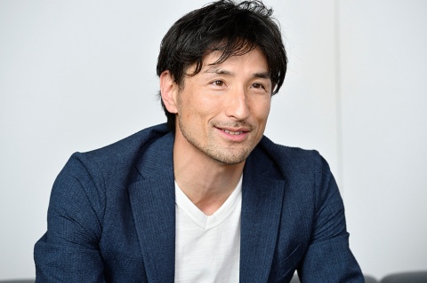 日本マイクロソフト株式会社 ゲーム&エンターテイメント営業本部 本部長 米倉 規通 氏 2001年日本マイクロソフト入社。Xboxに関する事業に長年携わる。2018年からXboxの枠を超え、マイクロソフトのゲームビジネス全域を担当。Microsoft Azure を中心とし、360度全方位でゲーム会社へのサポートを行う。2019年より新設されたゲーム&エンターテイメント営業本部をリードしている