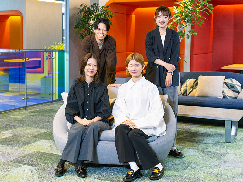 前列（左）ディップ　橋場瑠海氏　（右）　同　澤田朱音氏、後列（左）　TikTok for Business桑原裕也氏　（右）サイバーエージェント細田優喜子氏