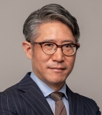 宮坂祐氏