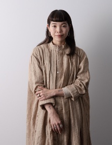 山井梨沙氏